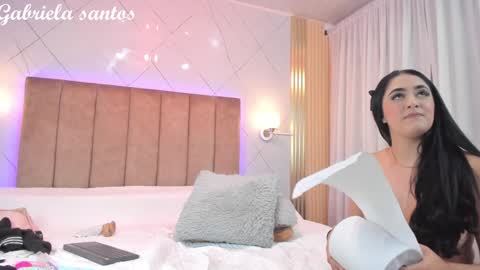 gabriella_santoss online show from January 3, 2025, 10:51 pm