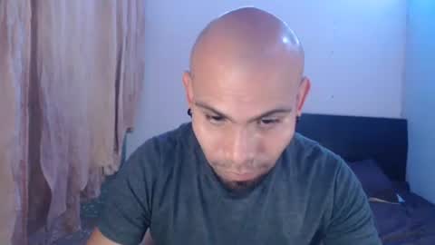 Gabriel online show from March 1, 2025, 10:53 pm