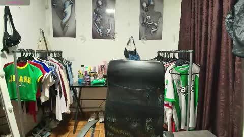 Snapshot of gaby_dams9 chatting on February 19, 2026, 7:15 am GABY online show from February 19, 2026, 7:15 am