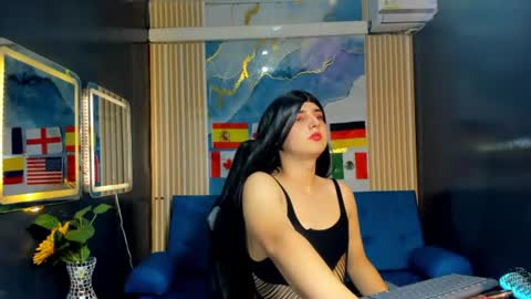GABY GIL online show from June 19, 2026, 2:43 pm