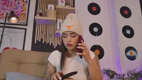 Snapshot of gaby_mason chatting on November 30, 2025, 12:42 pm Gaby online show from November 30, 2025, 12:42 pm