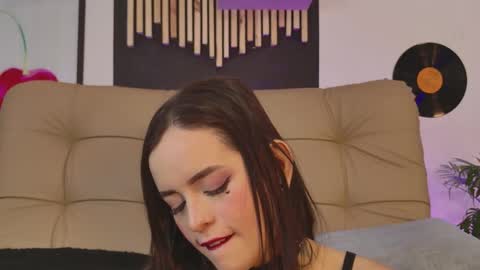 Snapshot of gaby_mason chatting on December 1, 2025, 1:05 pm Gaby online show from December 1, 2025, 1:05 pm