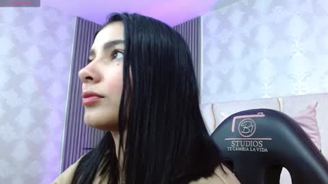 Gaby online show from October 12, 2025, 3:38 am