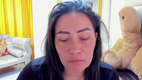 gabriela online show from December 13, 2024, 2:49 pm