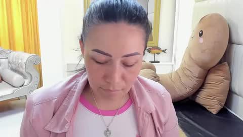 gabriela online show from December 26, 2024, 3:31 pm