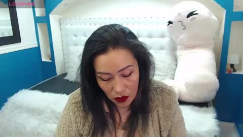 gabriela online show from February 26, 2025, 3:19 pm