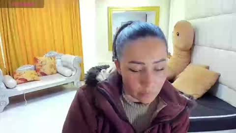 gabriela online show from March 12, 2025, 6:55 pm