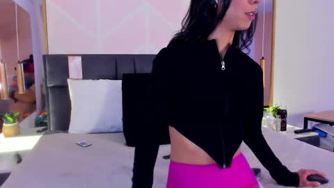 Gaby online show from November 20, 2025, 8:19 pm