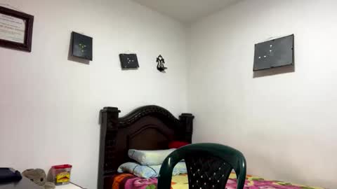 gadiel_sex online show from February 15, 2026, 12:58 pm