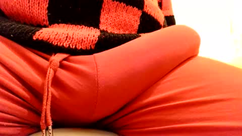 Snapshot of gae89tano chatting on February 24, 2026, 10:57 am gae89tano online show from February 24, 2026, 10:57 am