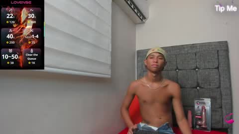 Snapshot of gael_d4v7 chatting on April 10, 2026, 7:40 pm Gael online show from April 10, 2026, 7:40 pm