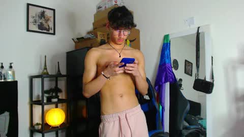 gael_jones online show from September 25, 2025, 2:37 am