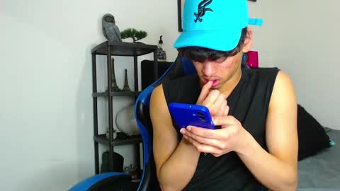 gael_jones online show from November 27, 2025, 2:35 am