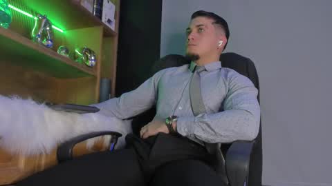 Snapshot of gael_williams3 chatting on September 10, 2025, 7:14 pm gael_williams3 online show from September 10, 2025, 7:14 pm