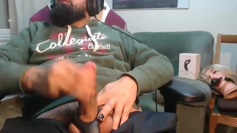 Snapshot of gag0nmyc0ck chatting on December 21, 2024, 1:26 am your master online show from December 21, 2024, 1:26 am