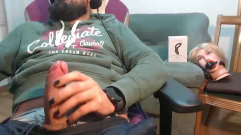 Snapshot of gag0nmyc0ck chatting on December 27, 2024, 2:54 pm your master online show from December 27, 2024, 2:54 pm