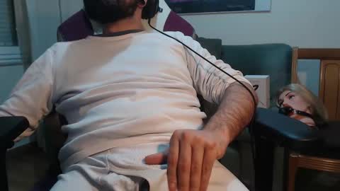 Snapshot of gag0nmyc0ck chatting on February 6, 2025, 1:27 am your master online show from February 6, 2025, 1:27 am