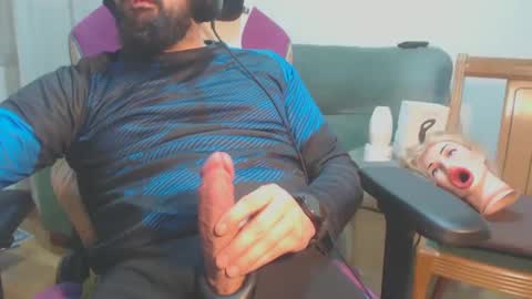 Snapshot of gag0nmyc0ck chatting on February 19, 2025, 11:04 pm your master online show from February 19, 2025, 11:04 pm