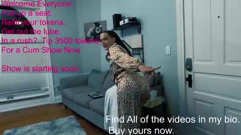 Rhi Connor   online show from February 21, 2025, 1:44 pm