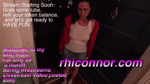 Rhi Connor   online show from October 23, 2025, 11:14 pm