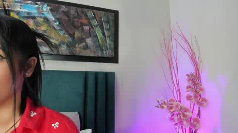 GahiaBelucci online show from March 12, 2026, 11:38 am