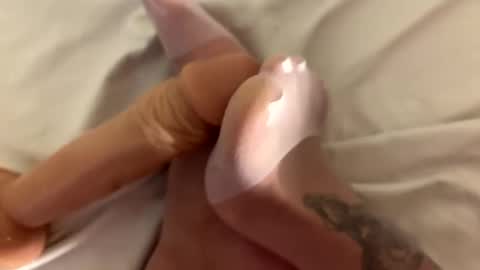 Feetbaabe online show from May 9, 2026, 8:30 am