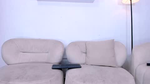 gal_stone_ online show from June 4, 2026, 1:55 am