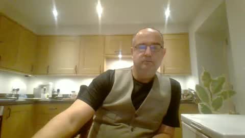 galacx online show from December 15, 2024, 6:04 pm