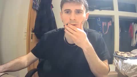 Lorenzo online show from January 7, 2026, 3:36 pm