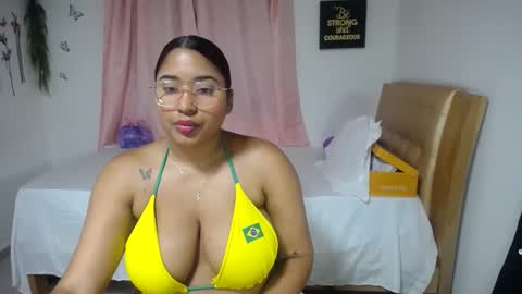 Snapshot of galdot_sex chatting on March 2, 2025, 2:08 am Galdo online show from March 2, 2025, 2:08 am