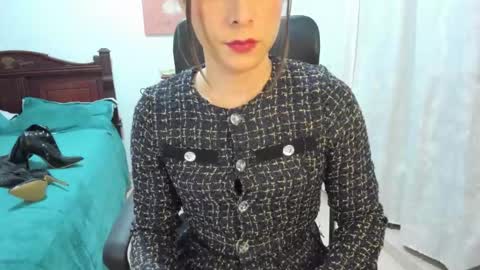 CORAL online show from November 9, 2025, 4:55 am