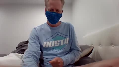 Snapshot of gamerboy200 chatting on January 10, 2025, 7:25 am gamerboy200 online show from January 10, 2025, 7:25 am