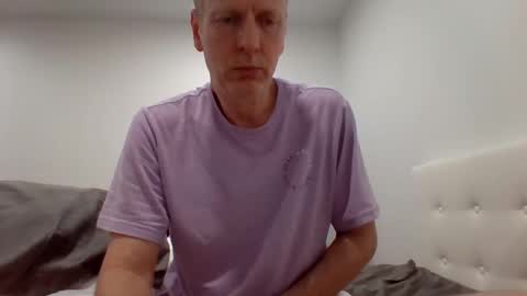 Snapshot of gamerboy200 chatting on January 19, 2025, 7:15 am gamerboy200 online show from January 19, 2025, 7:15 am