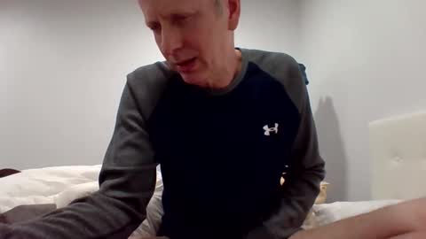 Snapshot of gamerboy200 chatting on October 23, 2025, 2:22 am gamerboy200 online show from October 23, 2025, 2:22 am