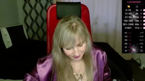Janette online show from October 23, 2025, 2:05 pm