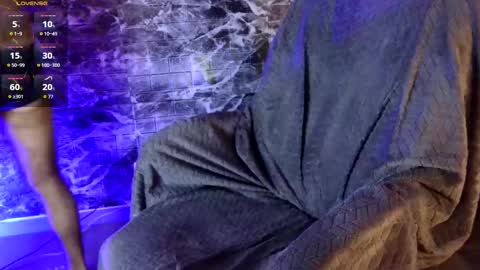 Snapshot of garbel09 chatting on November 11, 2025, 6:57 am Chris Dont forget to gift me thumb up Its very important to me and makes me happy AF online show from November 11, 2025, 6:57 am