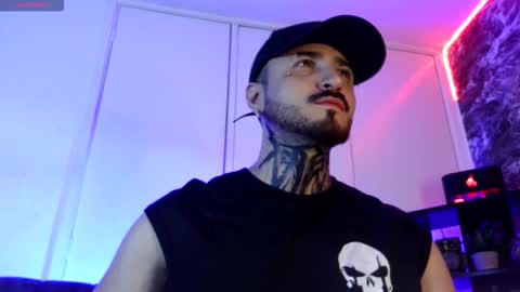 Snapshot of garbel09 chatting on November 24, 2025, 6:46 am Chris Dont forget to gift me thumb up Its very important to me and makes me happy AF online show from November 24, 2025, 6:46 am