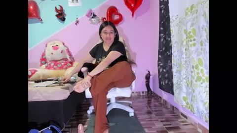 Diana online show from November 25, 2025, 2:44 am