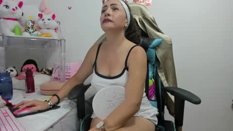 Mfe online show from December 12, 2024, 2:04 am