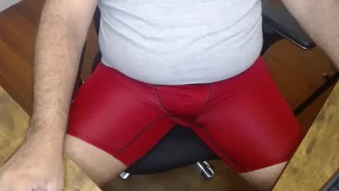 Snapshot of gato27cam chatting on November 27, 2025, 6:26 am Marco online show from November 27, 2025, 6:26 am