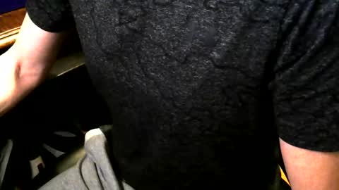 gay slave on cam online show from December 16, 2025, 6:13 pm