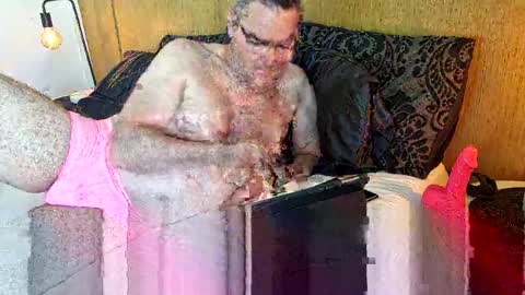 gazzajj72 online show from September 9, 2025, 7:19 am