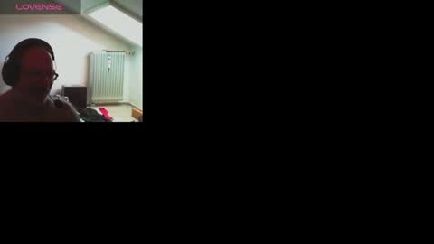 Snapshot of gbstoni chatting on June 30, 2026, 10:49 am gbstoni online show from June 30, 2026, 10:49 am