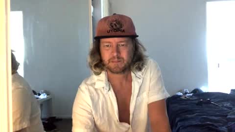 gcsurfer81 online show from February 6, 2026, 2:49 am