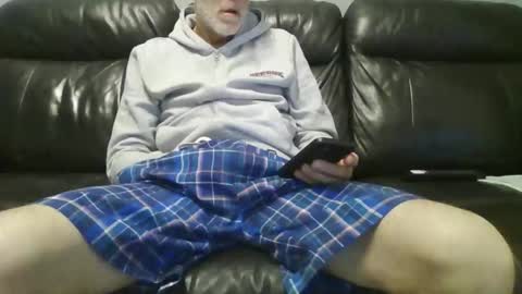 geeezer64 online show from October 30, 2025, 11:49 pm