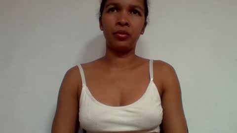 Snapshot of gelmene chatting on June 13, 2026, 7:34 pm gelmene online show from June 13, 2026, 7:34 pm