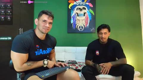 Snapshot of gendersonfit chatting on October 6, 2025, 9:45 pm gendersonfit online show from October 6, 2025, 9:45 pm