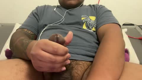 genesemens77 online show from February 23, 2025, 6:34 pm