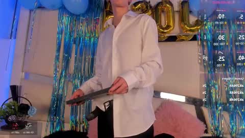 Snapshot of genesis_ask chatting on December 3, 2025, 4:42 am Genesis online show from December 3, 2025, 4:42 am