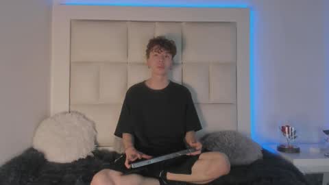 genesis_js online show from January 6, 2026, 9:29 pm